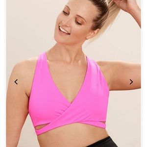 BLACK Fabletics Tamara Low Impact Sports Bra